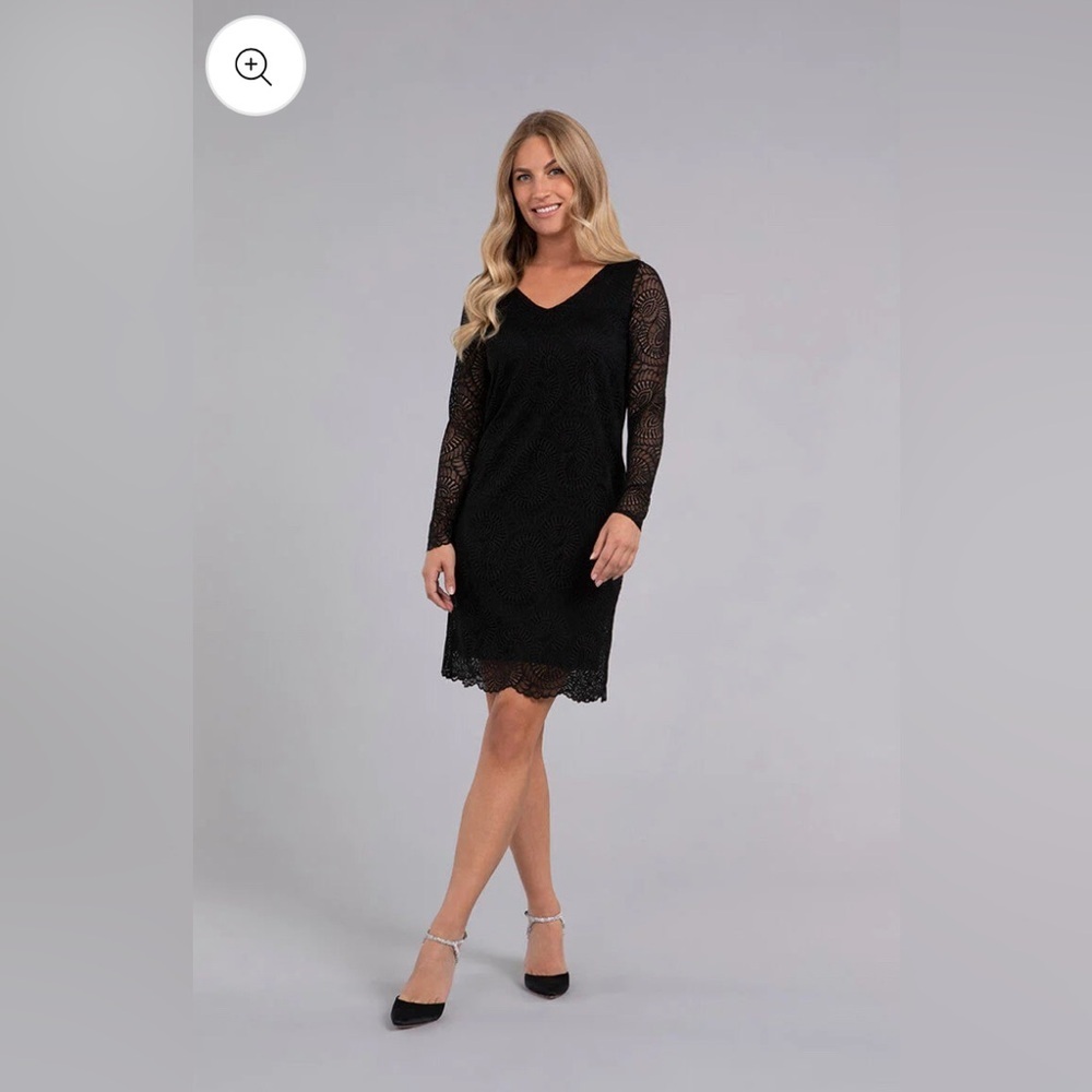 Sympli | Lace V-Neck Slim Dress